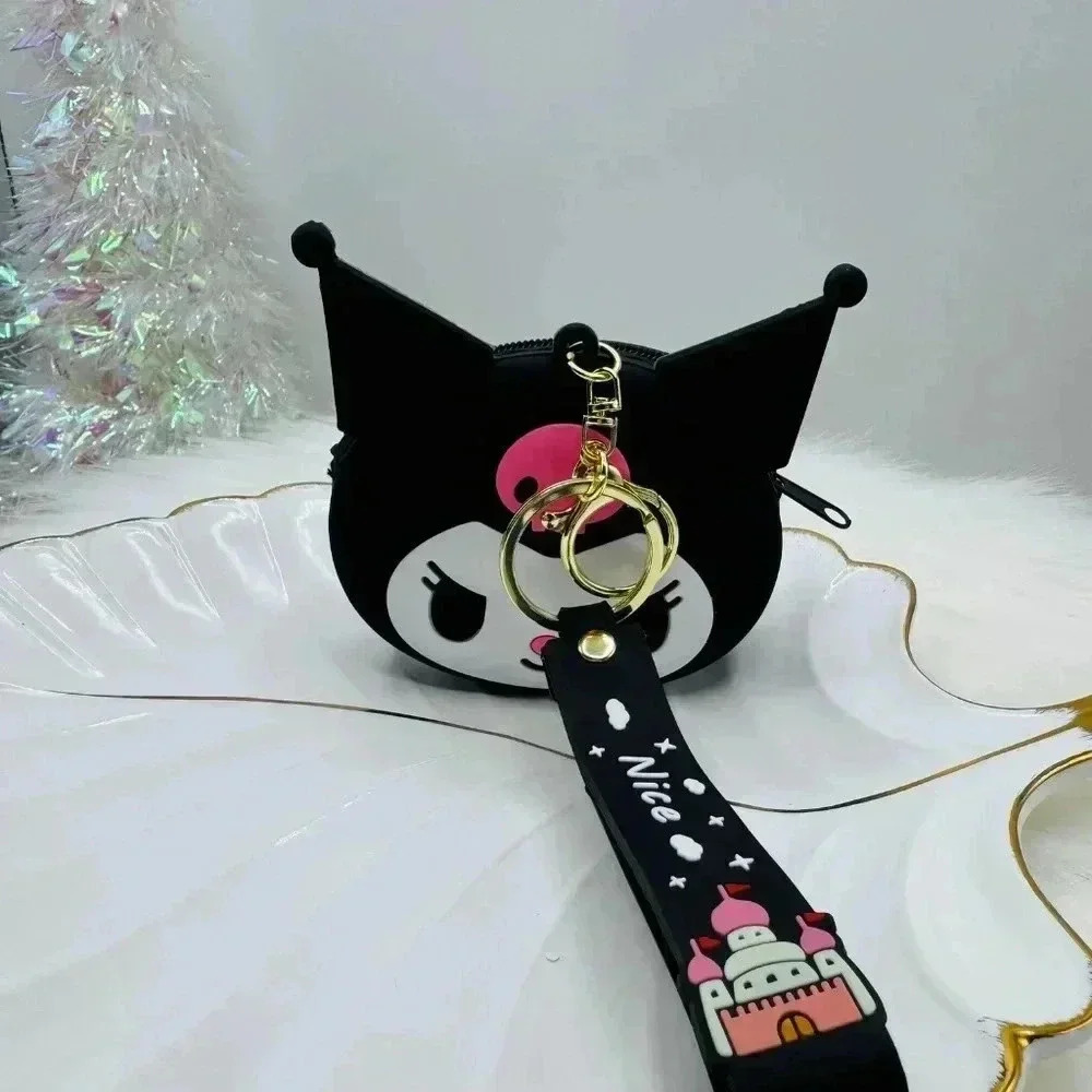 Mini Size Kuromi Silicone Coin Purse With Keychain - Picture 4 of 5